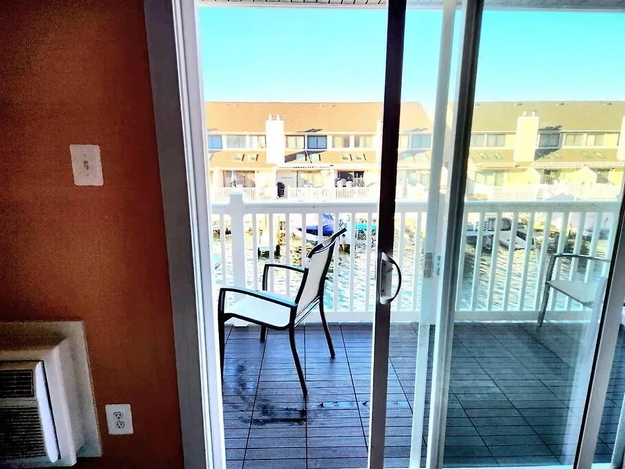 Spacious 2 Bedroom And 2 Baths Ocean City Holiday home